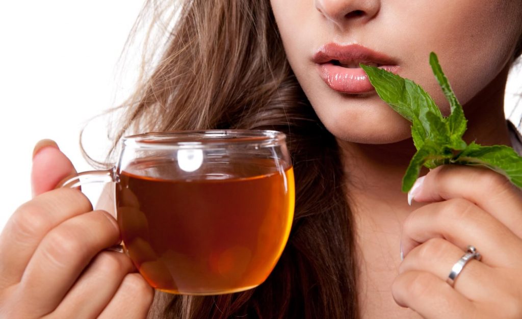 The Benefits of Black tea for skin and facial beauty