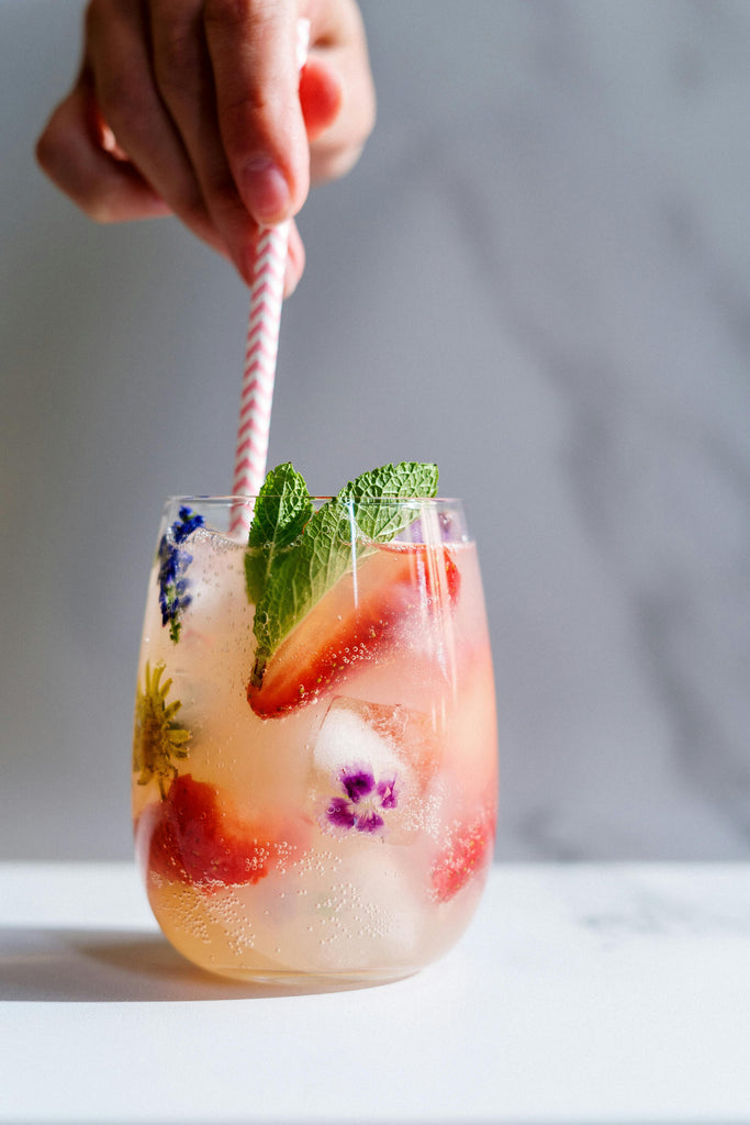 Spring-Inspired Tea Cocktails & Mocktails to Enjoy Outdoors With Mrs Doyle's Tea