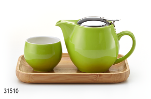 Mrs Doyle's Go Green tea pot gift set includes a ceramic green tea pot with infuser, perfect for 1 or 2 cups, the set also  includes a bamboo tray for serving 