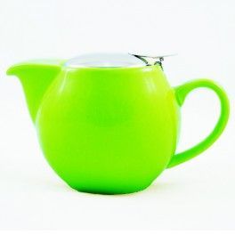 Green loose leaf tea pot with infuser